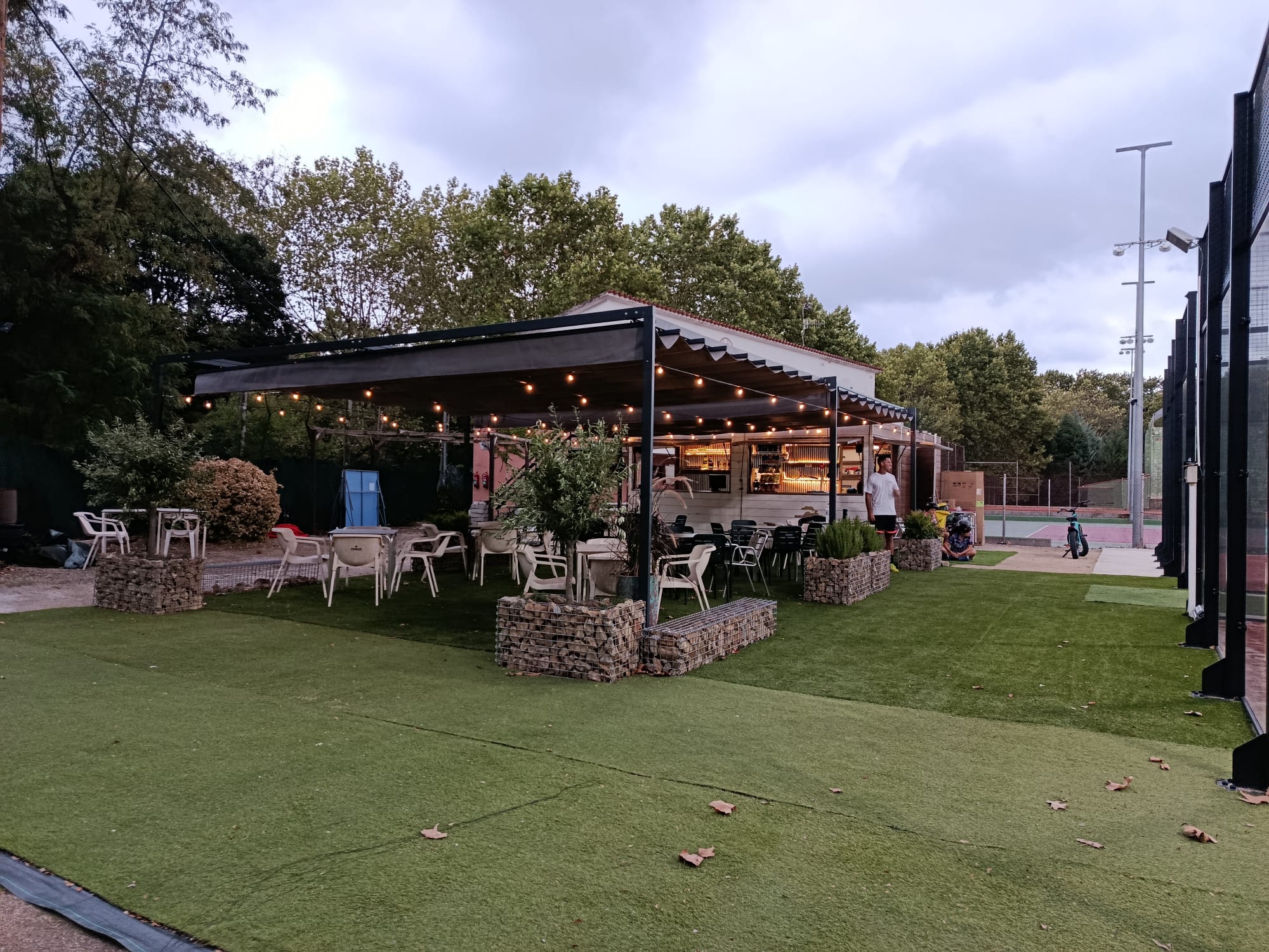 Terrassa verda de Chill Padel